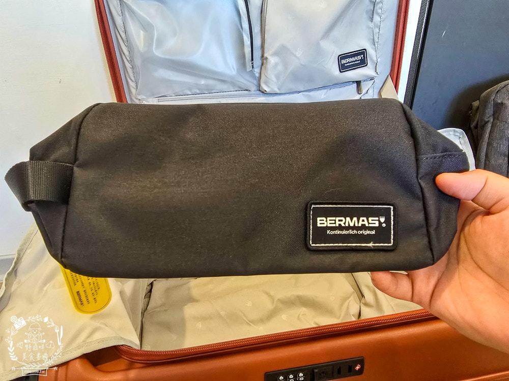 SWISS STYLE BERMAS TOP 2.0升級版上掀前開式煞車行李箱|超耐用又好拉拖得上掀式行李箱推薦！