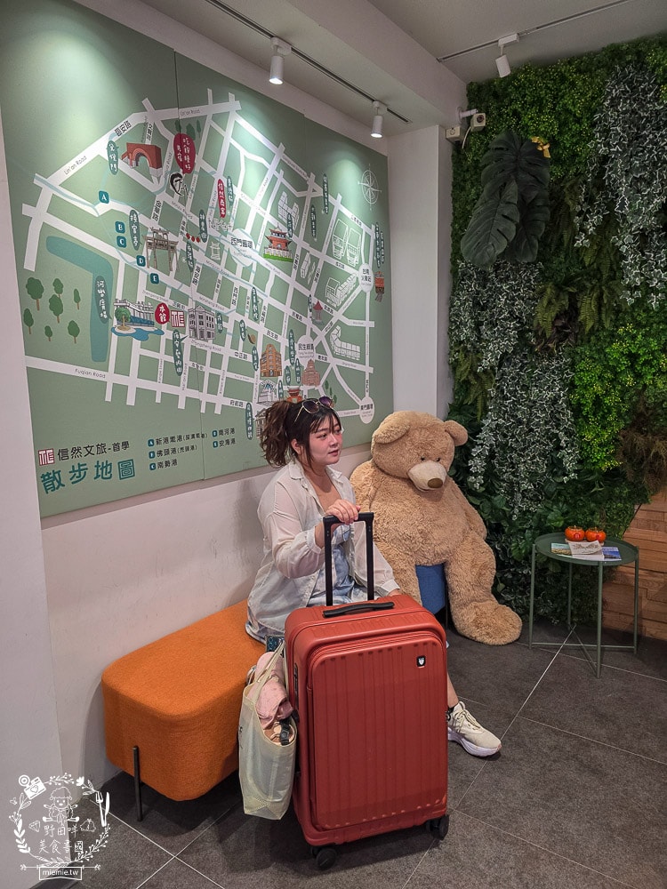 SWISS STYLE BERMAS TOP 2.0升級版上掀前開式煞車行李箱|超耐用又好拉拖得上掀式行李箱推薦！