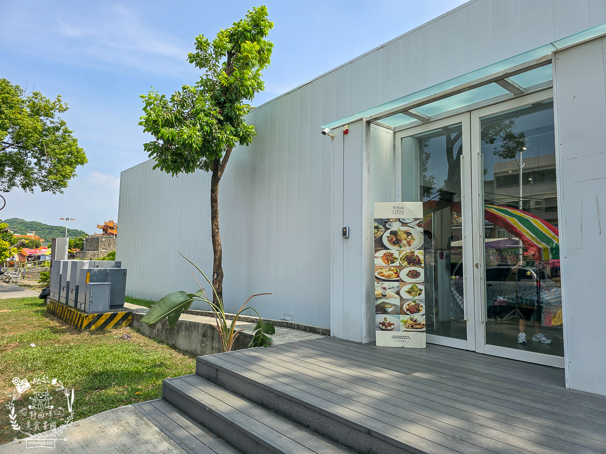 泮咖啡PAMMA COFFEE|高雄蓮池潭絕美玻璃屋咖啡廳！環湖景色賞心悅目超好拍照打卡！