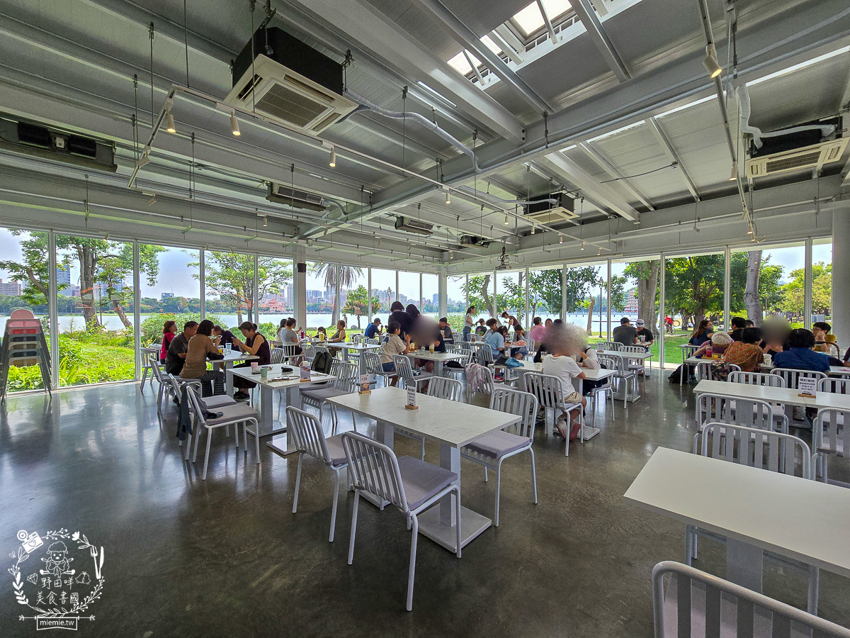 泮咖啡PAMMA COFFEE|高雄蓮池潭絕美玻璃屋咖啡廳!環湖景色賞心悅目超好拍照打卡! - 第8張圖