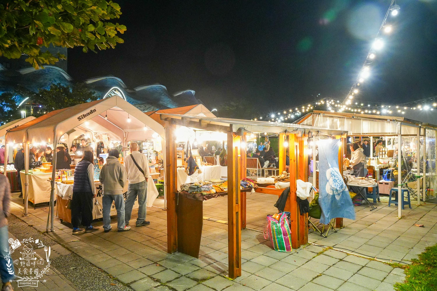 【台東跨年】鐵花商圈三天兩夜爆食攻略：直擊aMEI演唱會搖滾區美食、鐵花商圈在地神店懶人包