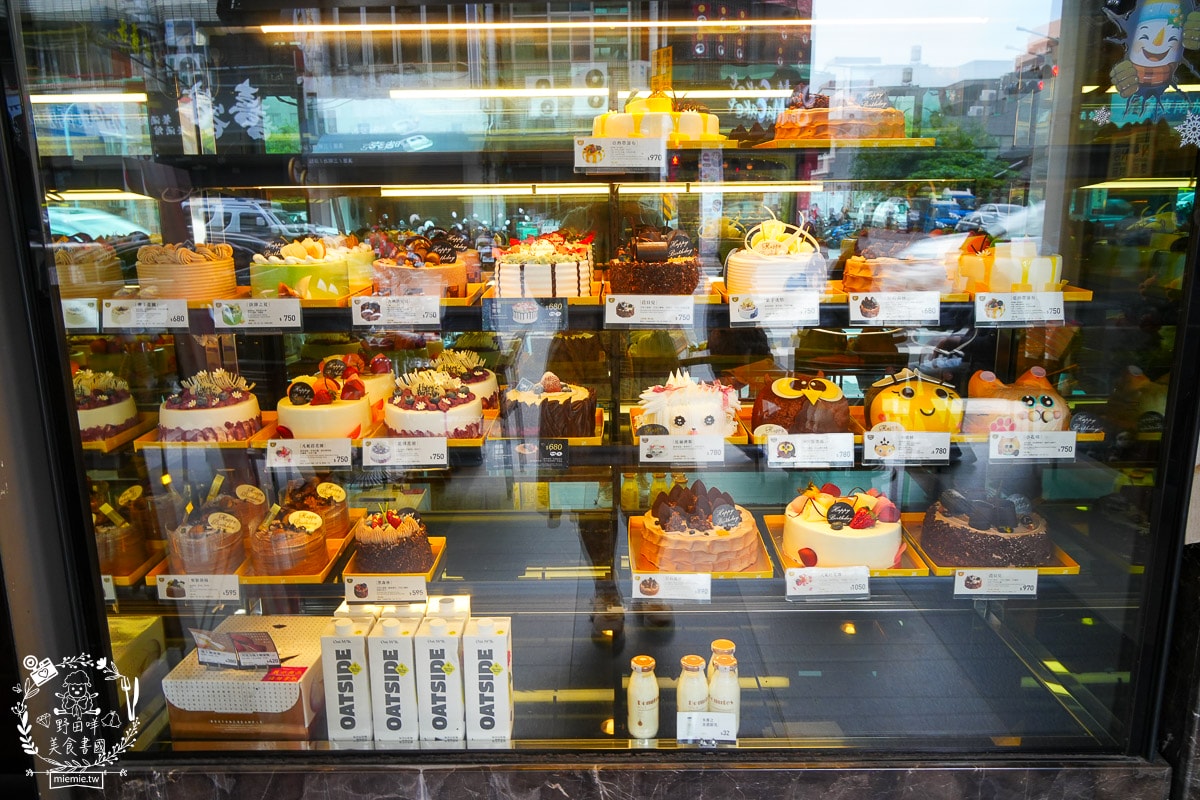 【台東跨年】鐵花商圈三天兩夜爆食攻略：直擊aMEI演唱會搖滾區美食、鐵花商圈在地神店懶人包