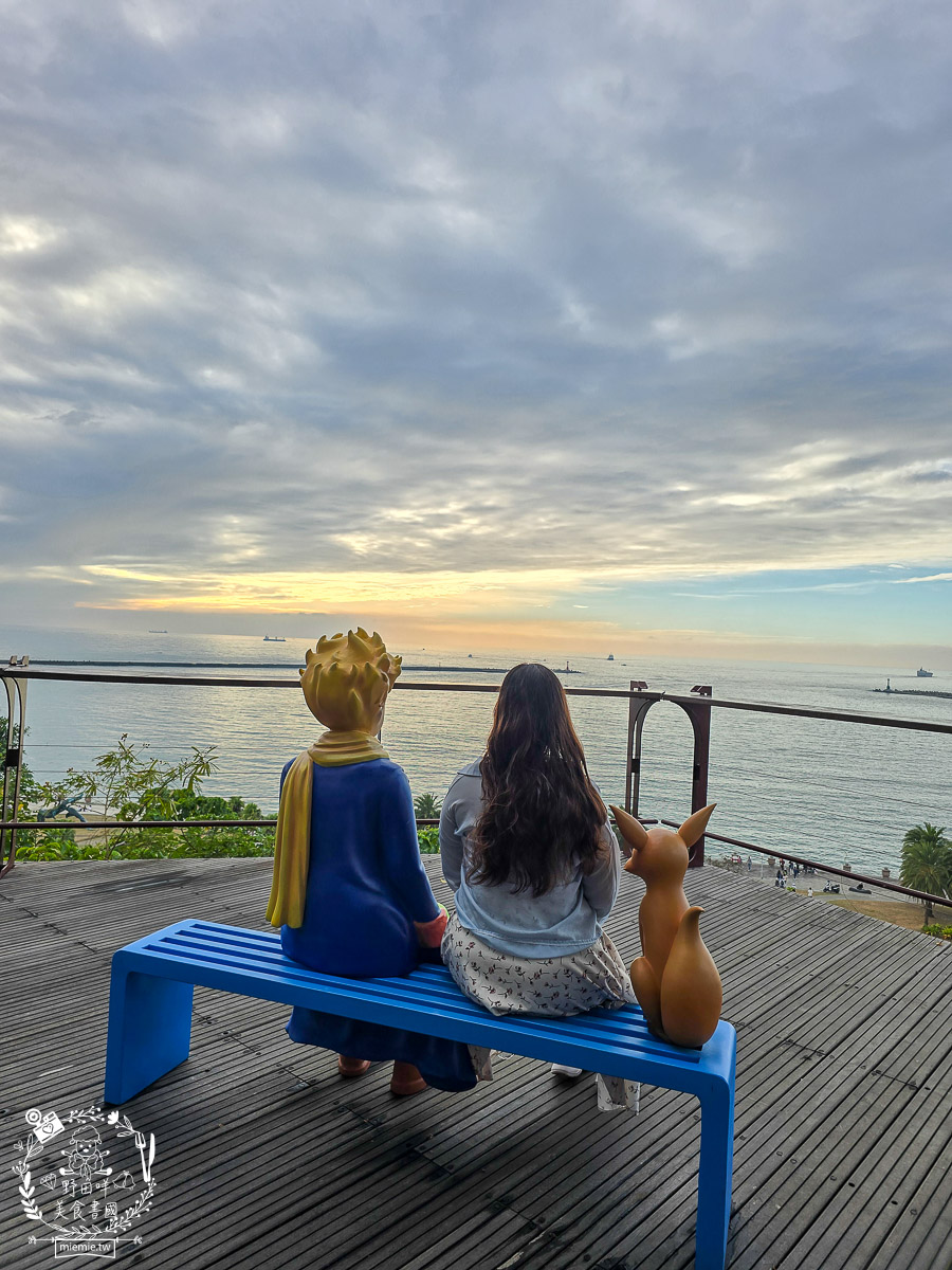 【2026 高雄景點】打狗英國領事館古典玫瑰園文化園區「小王子 125 週年特展」全攻略：門票優惠、夢幻三層下午茶、三大必拍雕像