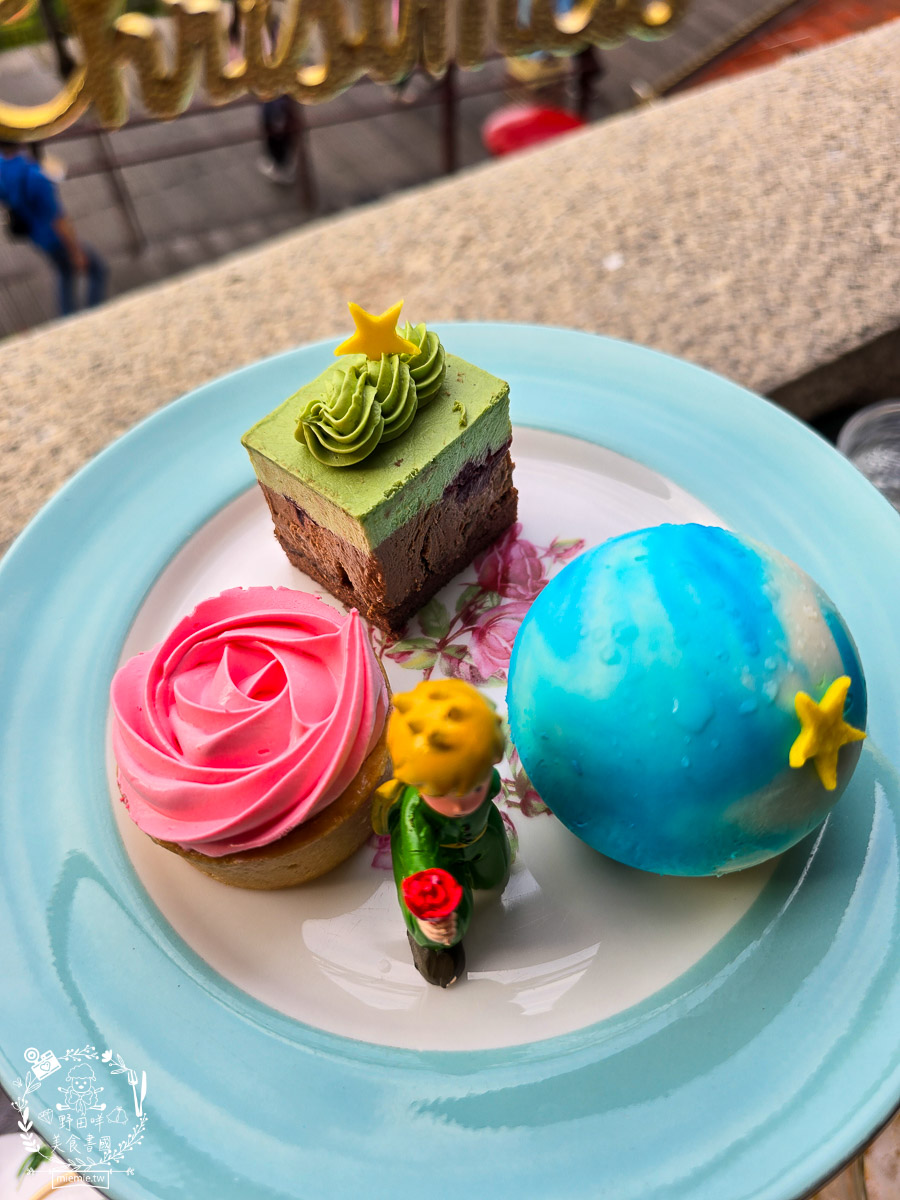 【2026 高雄景點】打狗英國領事館古典玫瑰園文化園區「小王子 125 週年特展」全攻略：門票優惠、夢幻三層下午茶、三大必拍雕像