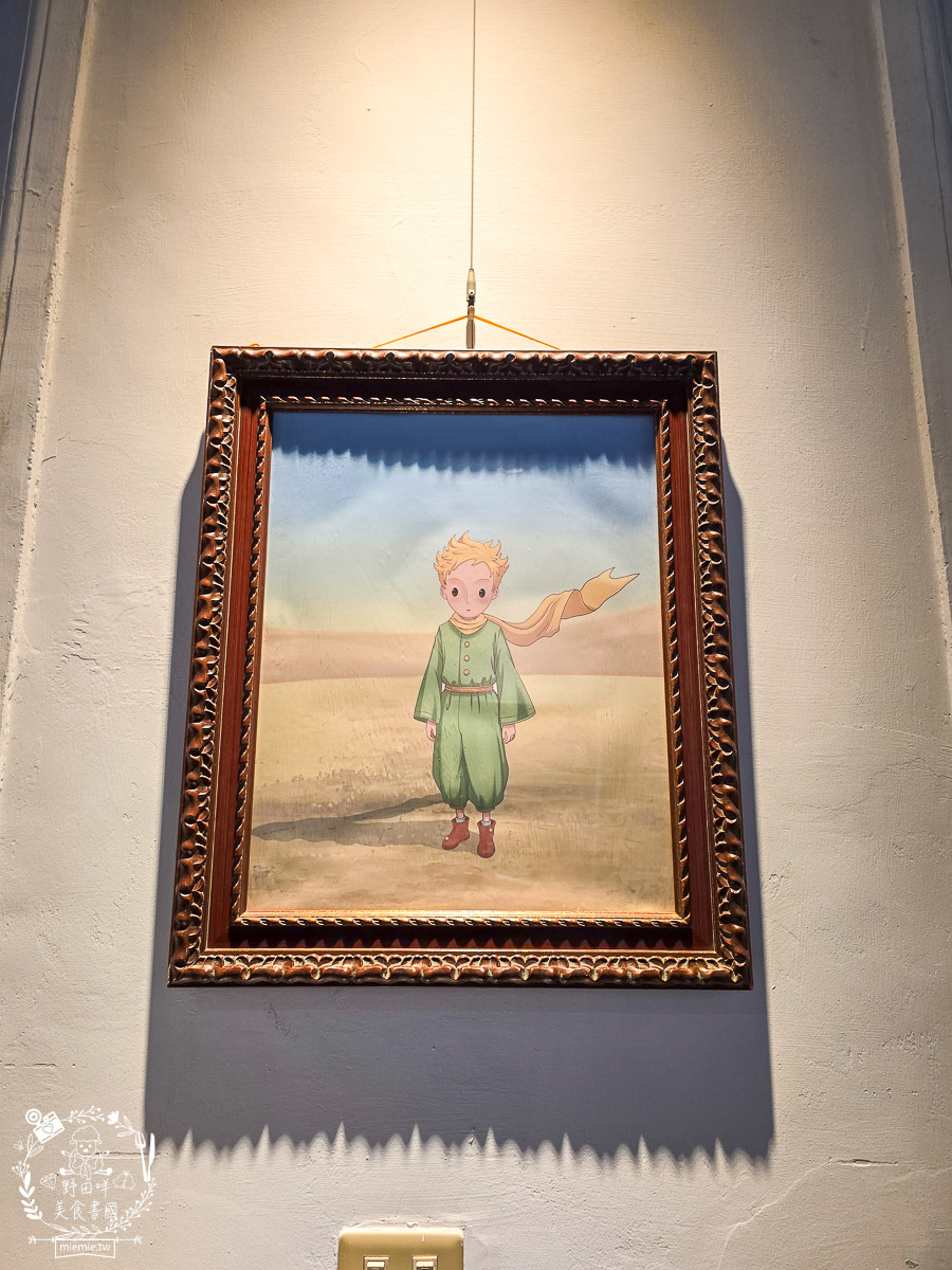 【2026 高雄景點】打狗英國領事館古典玫瑰園文化園區「小王子 125 週年特展」全攻略：門票優惠、夢幻三層下午茶、三大必拍雕像