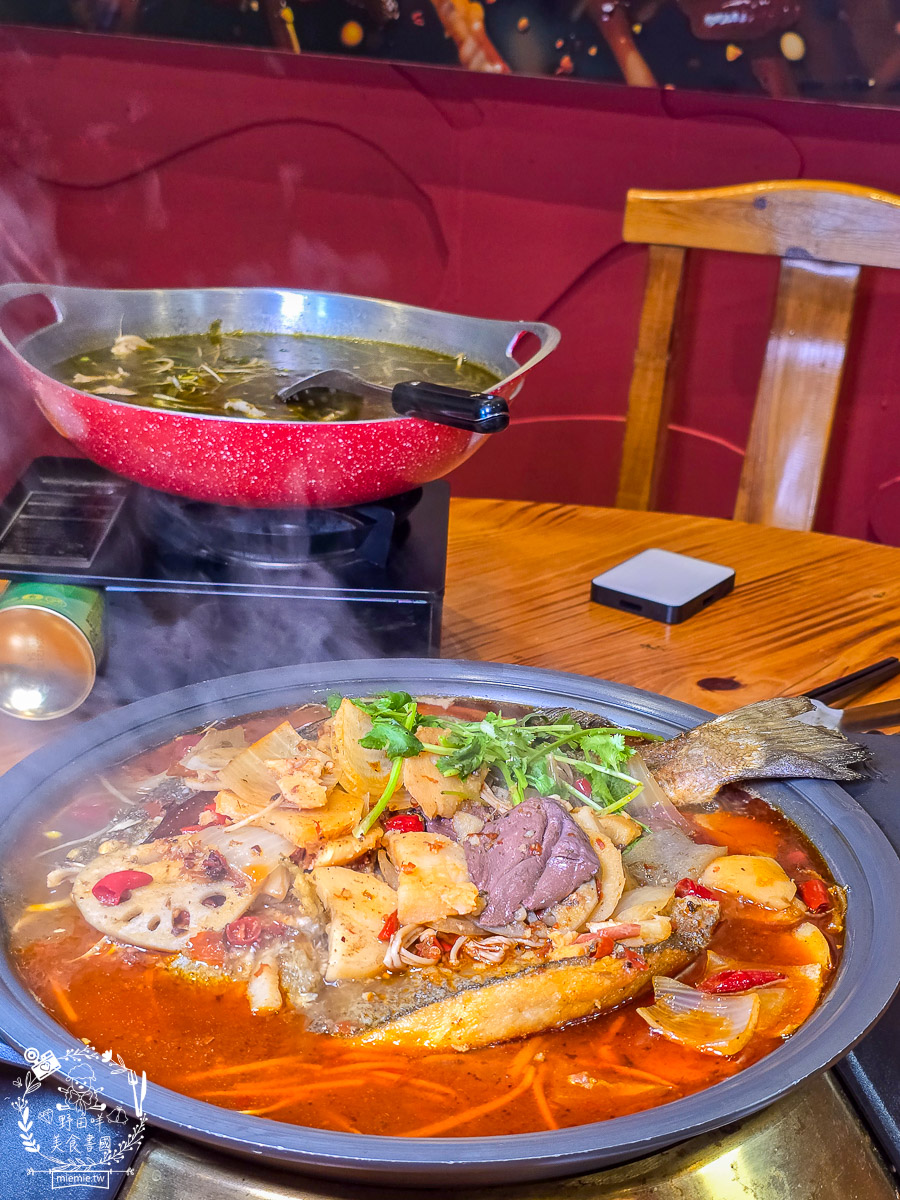 【鳳山美食】川辣道麻辣鍋物｜從重慶小龍蝦到青花椒水煮豬，一桌收服刁嘴老饕！2025鳳山川菜火鍋推薦