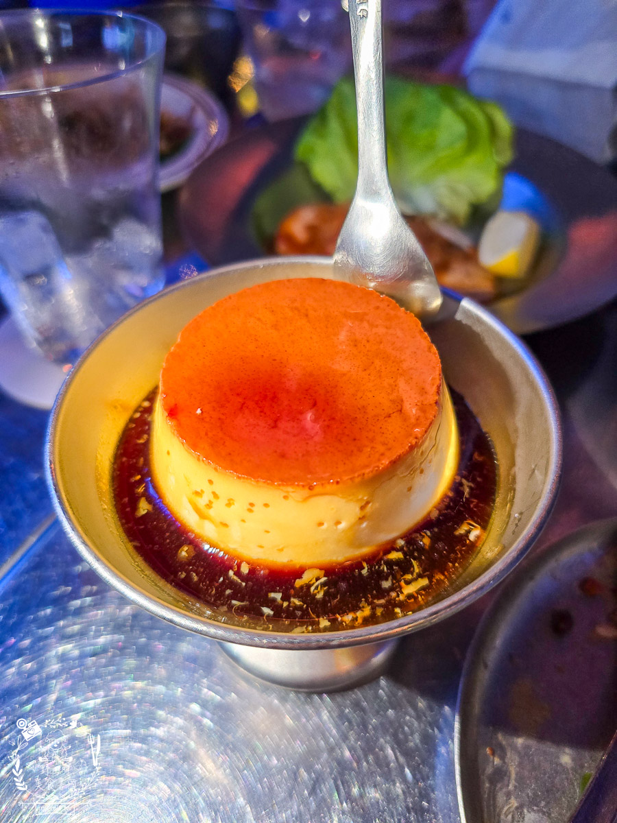 高雄駁二美食｜浪際 WAVE STELLAR｜大港橋旁最潮「台式時髦小吃」，在銀河系裡吃飛碟蚵嗲配夕陽！