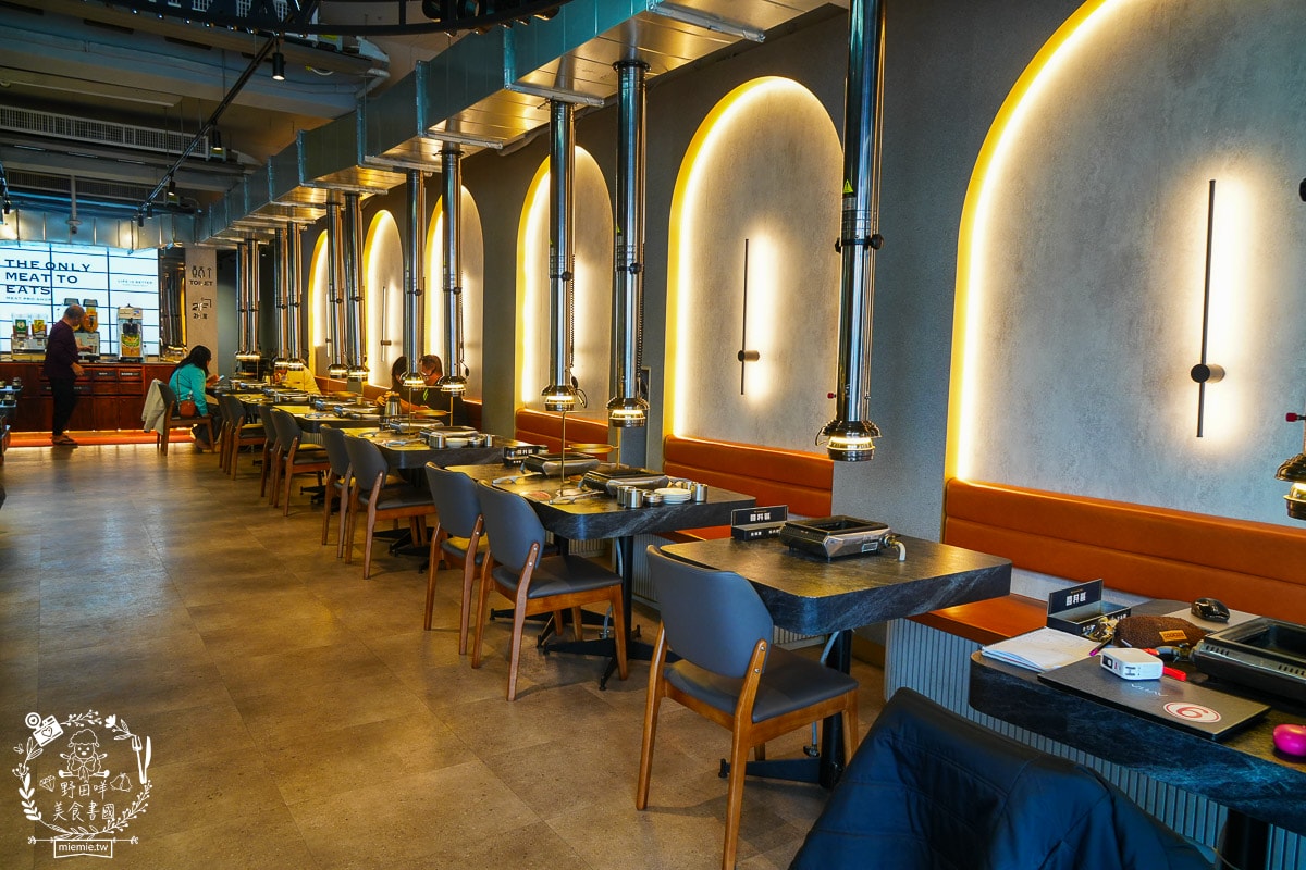 【台東跨年】鐵花商圈三天兩夜爆食攻略：直擊aMEI演唱會搖滾區美食、鐵花商圈在地神店懶人包