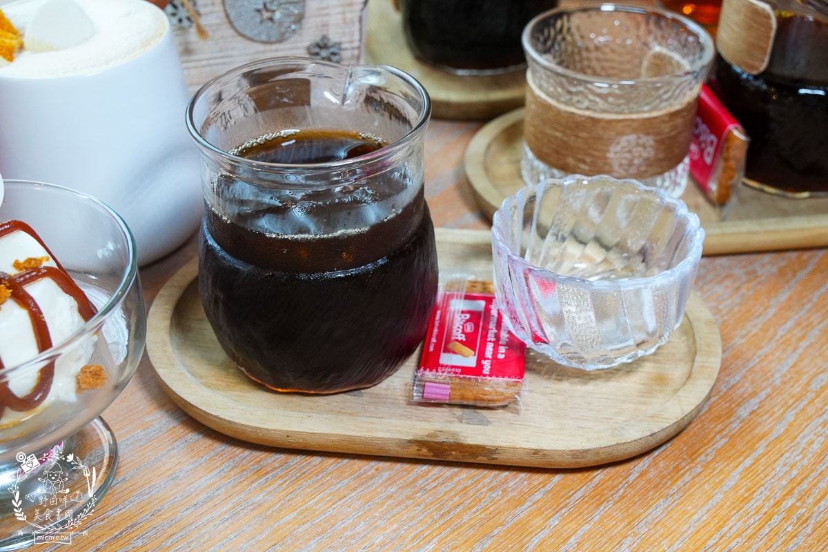 台東美食｜鷗咖啡 AU CAFÉ｜在地風味阿粨餐、得獎創意咖啡與精緻甜點的完美結合！