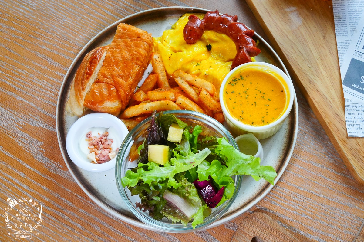 台東美食｜鷗咖啡 AU CAFÉ｜在地風味阿粨餐、得獎創意咖啡與精緻甜點的完美結合！