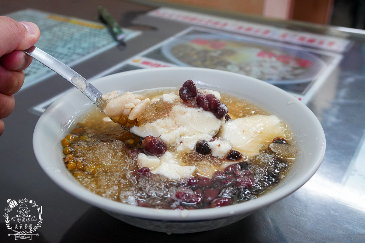 【台東跨年】鐵花商圈三天兩夜爆食攻略：直擊aMEI演唱會搖滾區美食、鐵花商圈在地神店懶人包