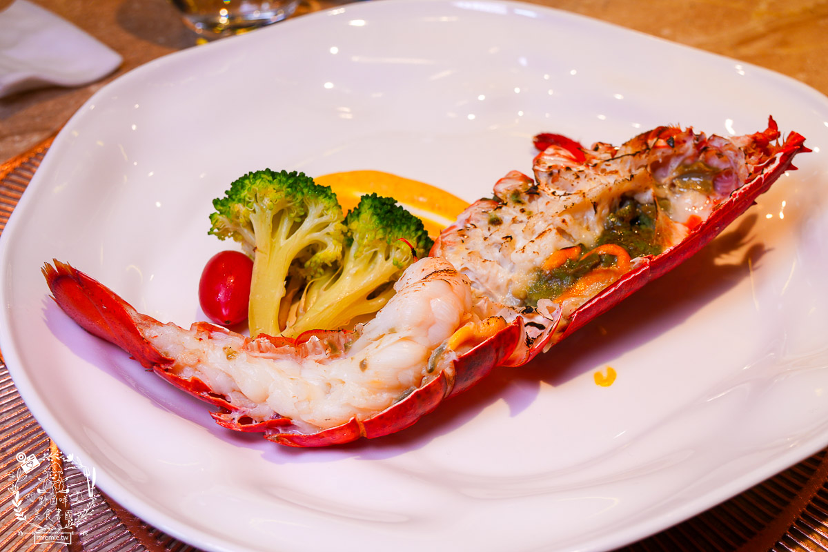 台北頂級鐵板燒第二家店來高雄開店了！商務聚餐、約會、慶生首選！推薦不預約一定吃不到的人氣爆紅無菜單鐵板燒｜明水然原味創意無菜單鐵板燒高雄大立店