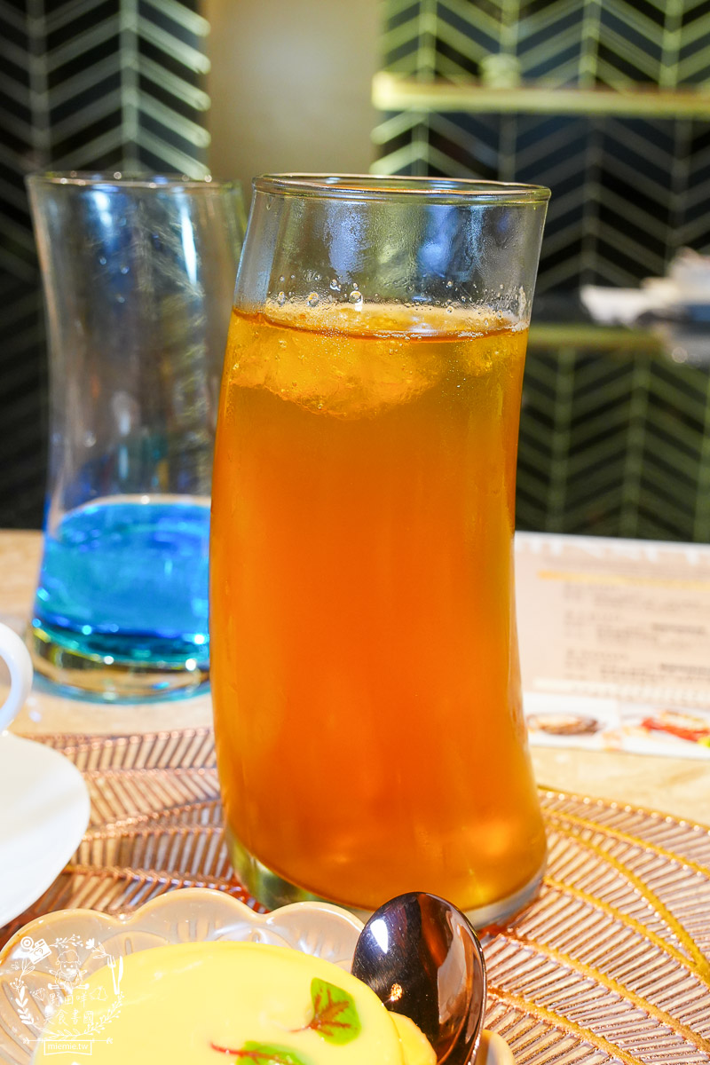 台北頂級鐵板燒第二家店來高雄開店了！商務聚餐、約會、慶生首選！推薦不預約一定吃不到的人氣爆紅無菜單鐵板燒｜明水然原味創意無菜單鐵板燒高雄大立店