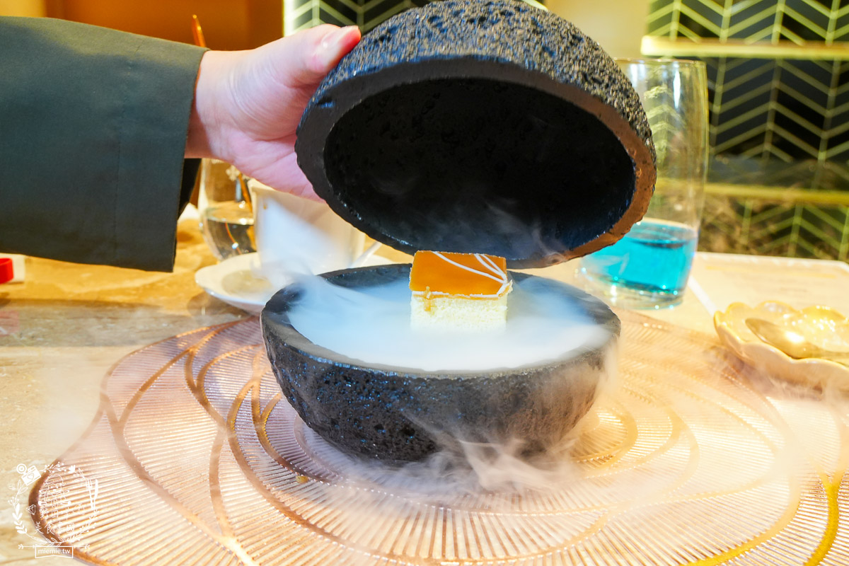 台北頂級鐵板燒第二家店來高雄開店了！商務聚餐、約會、慶生首選！推薦不預約一定吃不到的人氣爆紅無菜單鐵板燒｜明水然原味創意無菜單鐵板燒高雄大立店