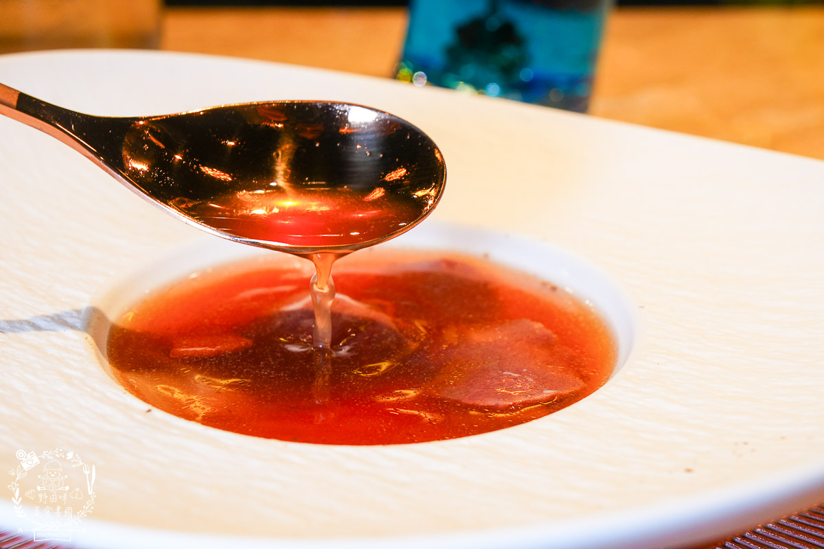 台北頂級鐵板燒第二家店來高雄開店了！商務聚餐、約會、慶生首選！推薦不預約一定吃不到的人氣爆紅無菜單鐵板燒｜明水然原味創意無菜單鐵板燒高雄大立店