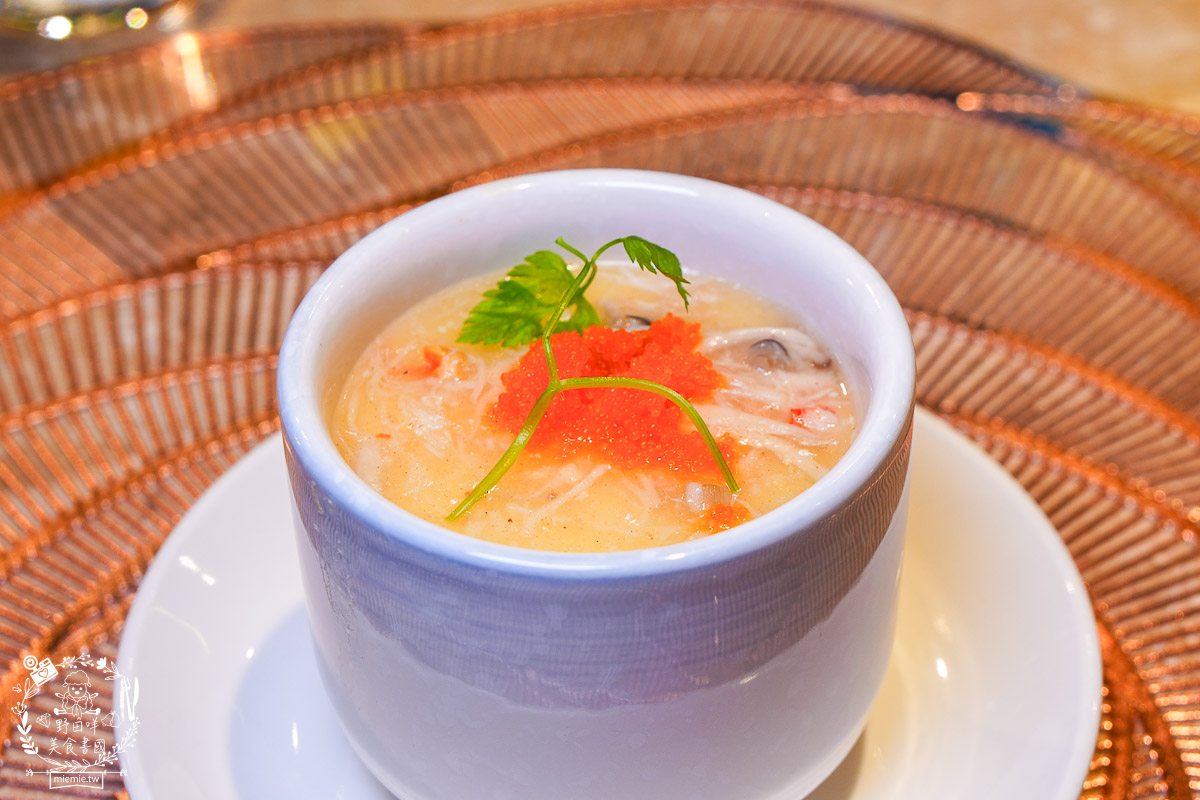 台北頂級鐵板燒第二家店來高雄開店了！商務聚餐、約會、慶生首選！推薦不預約一定吃不到的人氣爆紅無菜單鐵板燒｜明水然原味創意無菜單鐵板燒高雄大立店