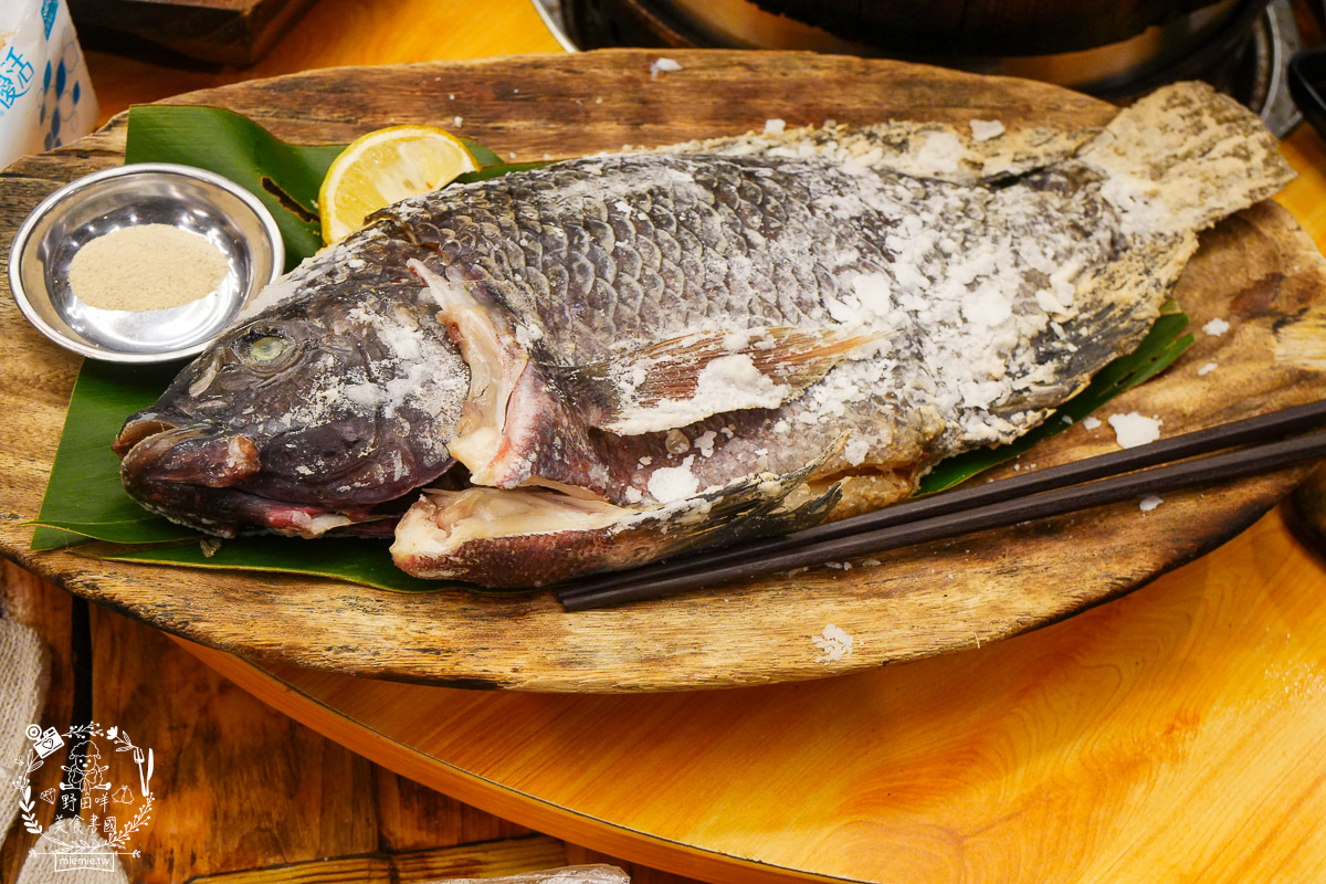 台東美食|阿里岸原住民風味餐廳|部落裡的法式饗宴!開箱7,000元超浮誇海陸全餐!白蘭地石頭鍋太震撼! - 第37張圖 台東美食|阿里岸原住民風味餐廳|部落裡的法式饗宴!開箱7,000元超浮誇海陸全餐!白蘭地石頭鍋太震撼!