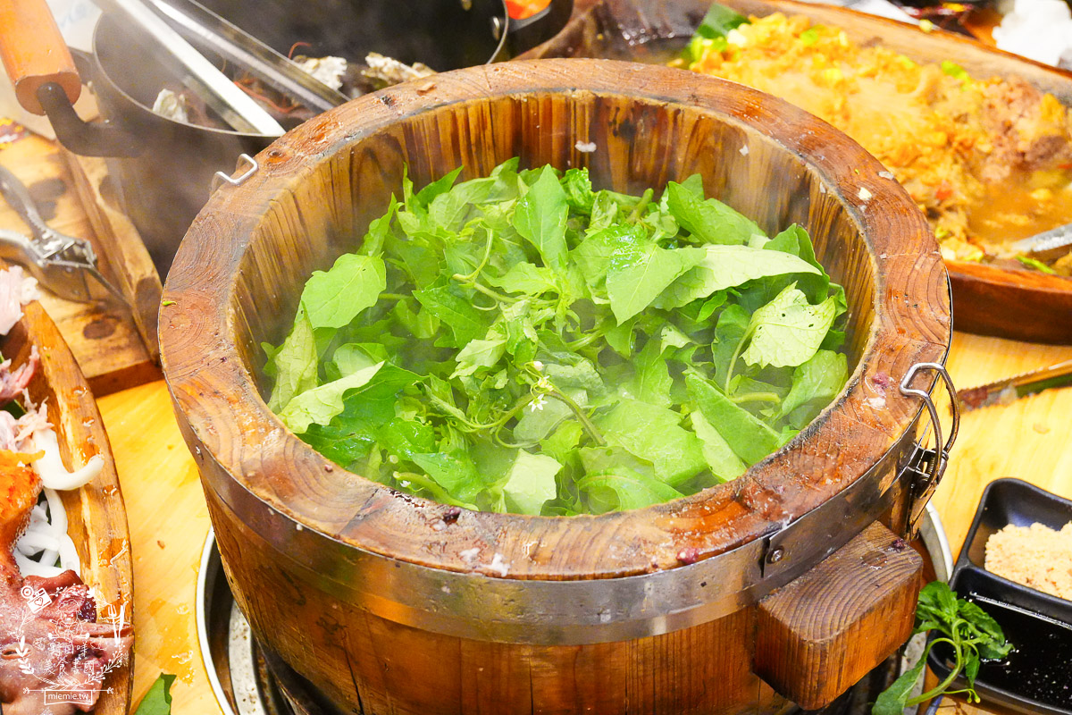 台東美食|阿里岸原住民風味餐廳|部落裡的法式饗宴!開箱7,000元超浮誇海陸全餐!白蘭地石頭鍋太震撼! - 第32張圖 台東美食|阿里岸原住民風味餐廳|部落裡的法式饗宴!開箱7,000元超浮誇海陸全餐!白蘭地石頭鍋太震撼!