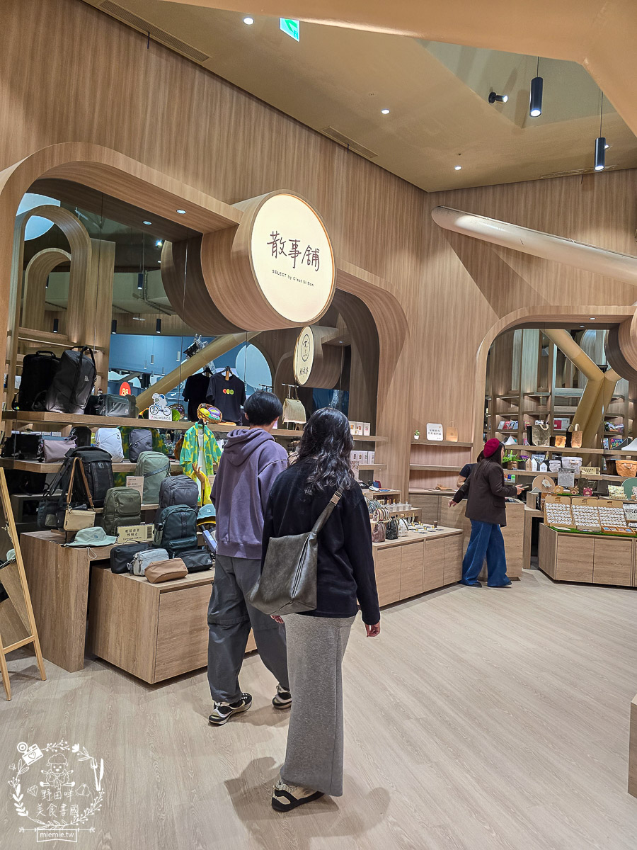 【高雄新景點】FOCUS 13珊瑚廣場全攻略！進駐品牌/海景餐廳/交通停車懶人包 (高流珊瑚礁群)