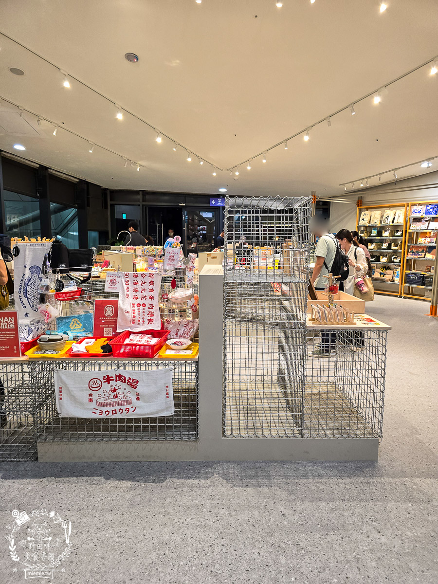 【高雄新景點】FOCUS 13珊瑚廣場全攻略！進駐品牌/海景餐廳/交通停車懶人包 (高流珊瑚礁群)