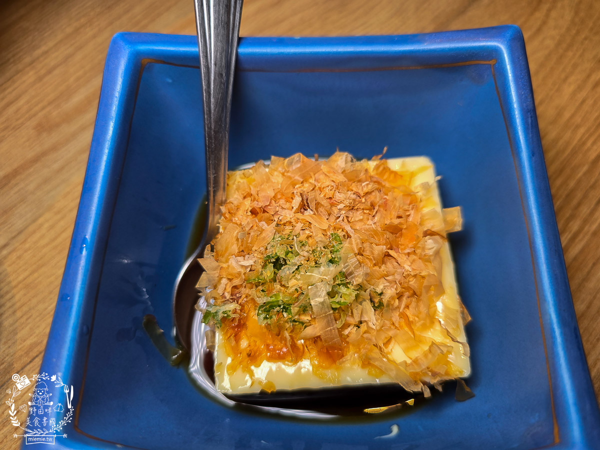 【高雄美食】棧貳庫隱藏版海景盛宴!大手町日本料理:豪邁鮪魚下巴與銷魂比目魚鰭邊肉,在地饕客的私房菜單大公開 - 第15張圖 【高雄美食】棧貳庫隱藏版海景盛宴!大手町日本料理:豪邁鮪魚下巴與銷魂比目魚鰭邊肉,在地饕客的私房菜單大公開