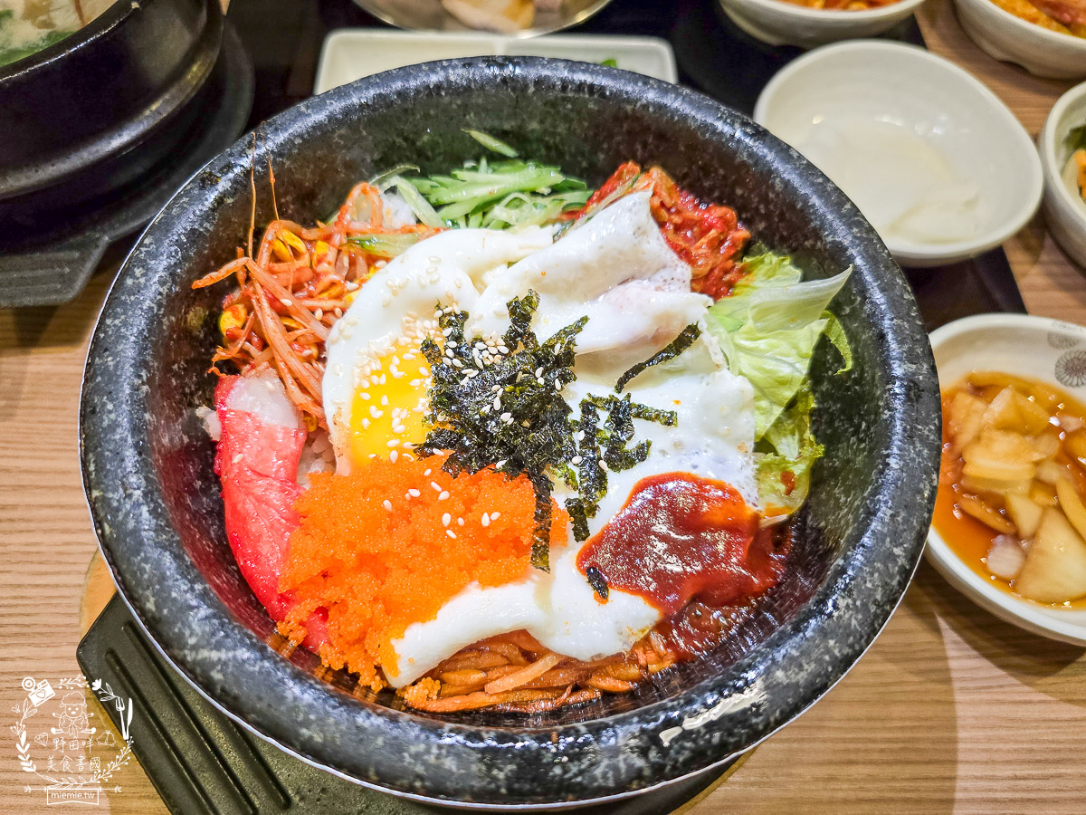 2026 高雄韓式料理吃到飽推薦[槿韓食堂]$700 爽吃 30 種現點現做韓料！部隊鍋、厚切豬五花、韓式炸雞無限續點，壽星優惠與點餐攻略全看這篇！