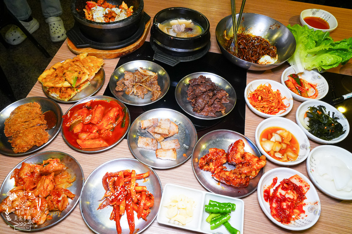 2026 高雄韓式料理吃到飽推薦[槿韓食堂]$700 爽吃 30 種現點現做韓料！部隊鍋、厚切豬五花、韓式炸雞無限續點，壽星優惠與點餐攻略全看這篇！