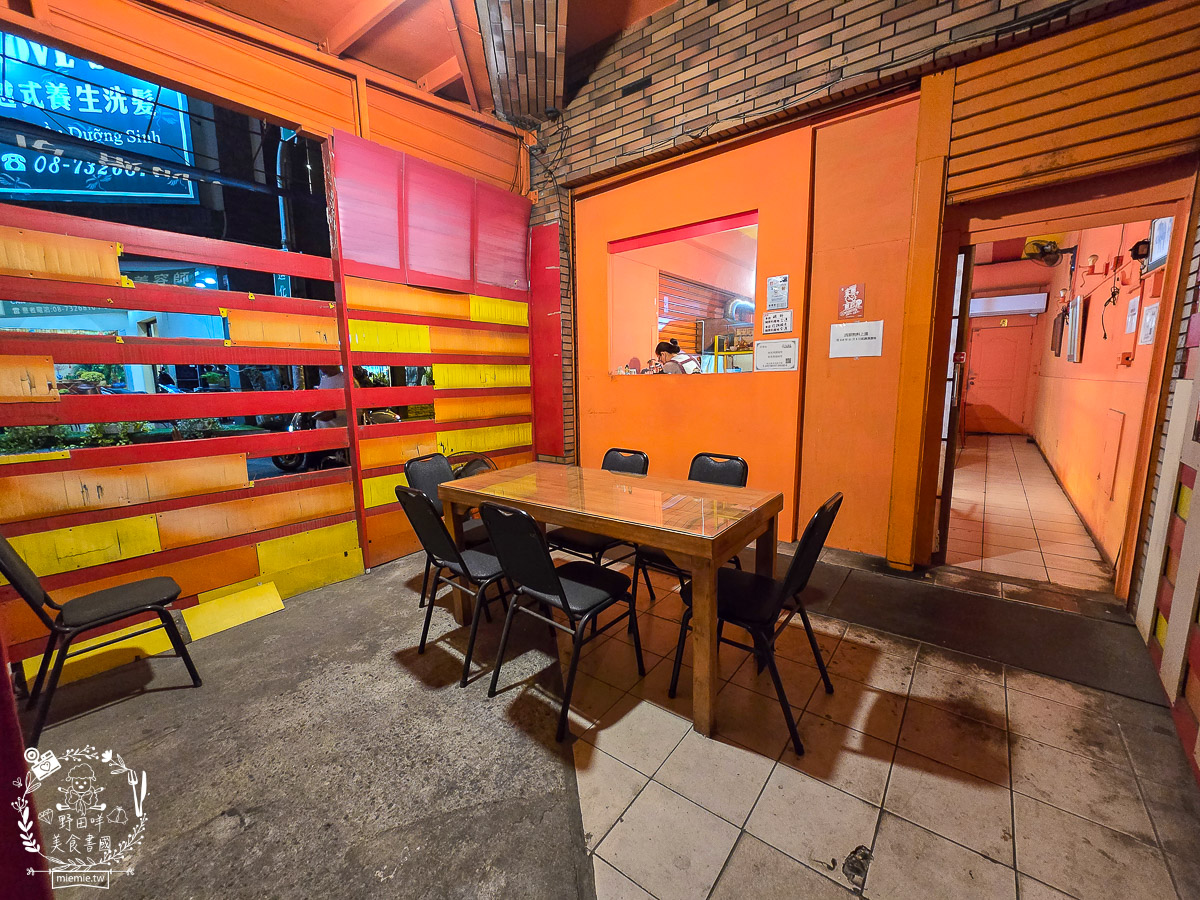 屏東泰國料理推薦｜泰度異國料理：在地人口袋名單！零踩雷的平價泰式神店，必點噴香打拋豬（內附菜單）