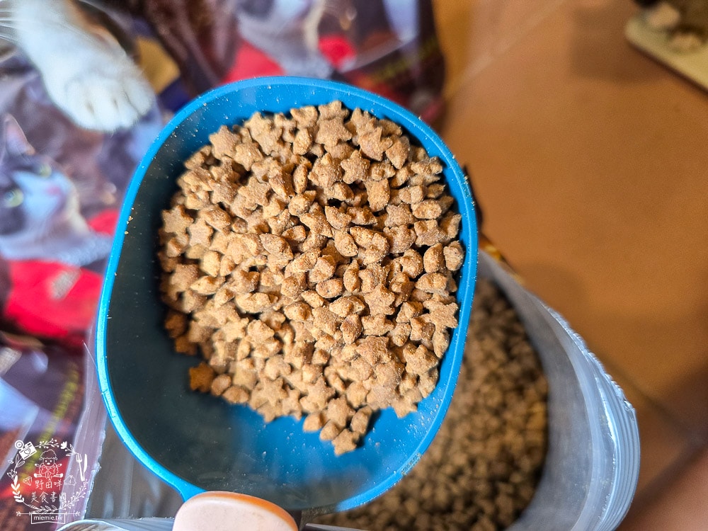 【鉑馡貓糧評價】珮慈星系 Pets Galaxy 開箱實測!全齡無麩質貓糧分享,終於找到低敏的主食 - 第7張圖 【鉑馡貓糧評價】珮慈星系 Pets Galaxy 開箱實測!全齡無麩質貓糧分享,終於找到低敏的主食