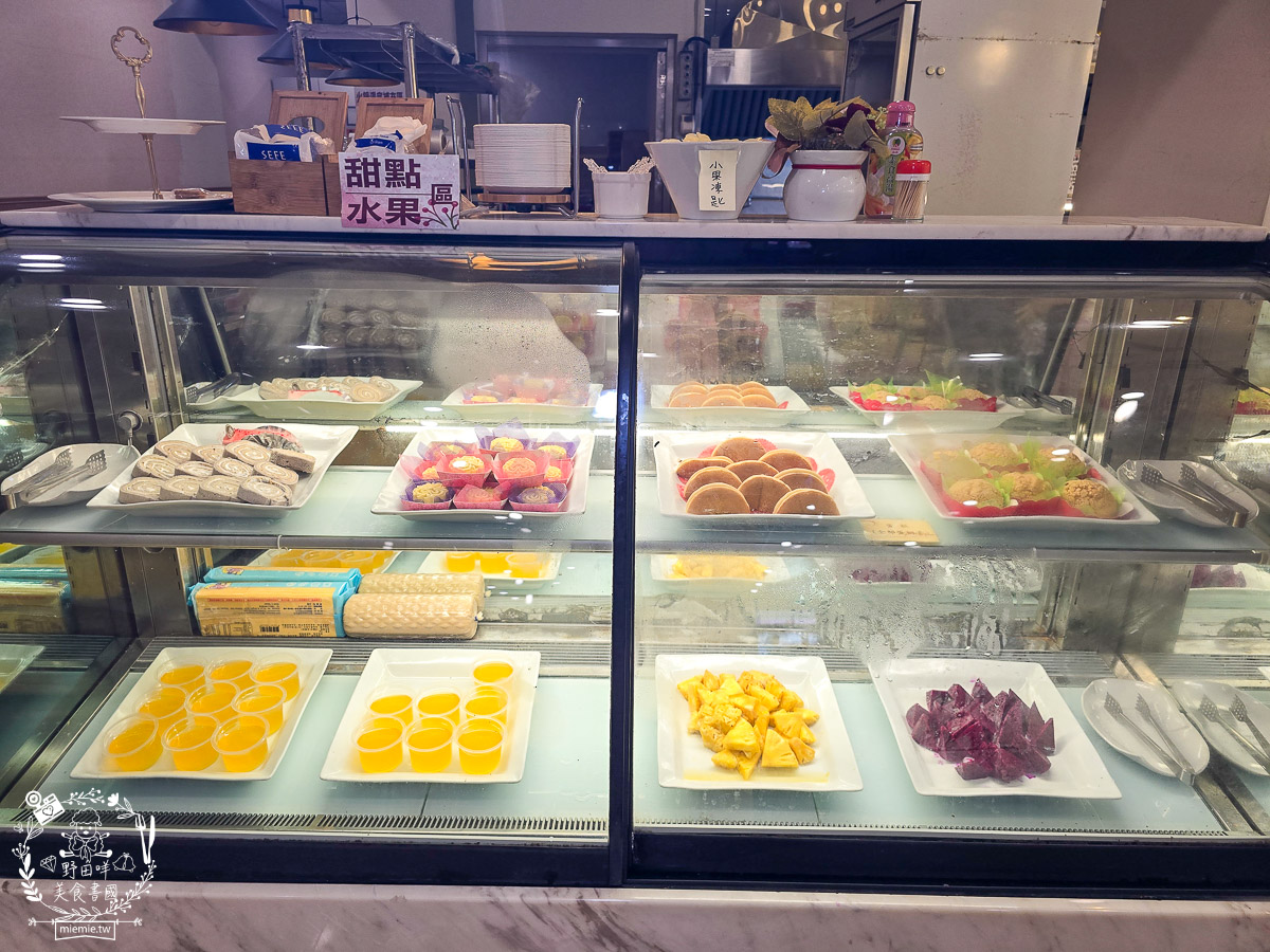 高雄美食｜素香庭｜三民區超高CP值素食吃到飽！火鍋、歐式自助餐、現烤酥皮濃湯一次滿足