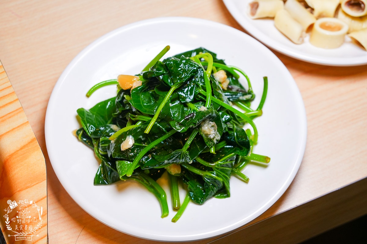 [屏東美食] 豬豬呷 DiDiJah 屏東豬雜專賣店｜屏東西市場的最美豬雜店！台畜職人精神，重新定義「黑白切」的乾淨與美味