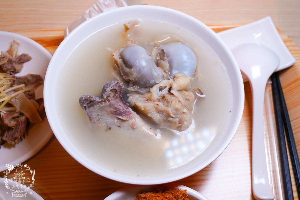 [屏東美食] 豬豬呷 DiDiJah 屏東豬雜專賣店｜屏東西市場的最美豬雜店！台畜職人精神，重新定義「黑白切」的乾淨與美味