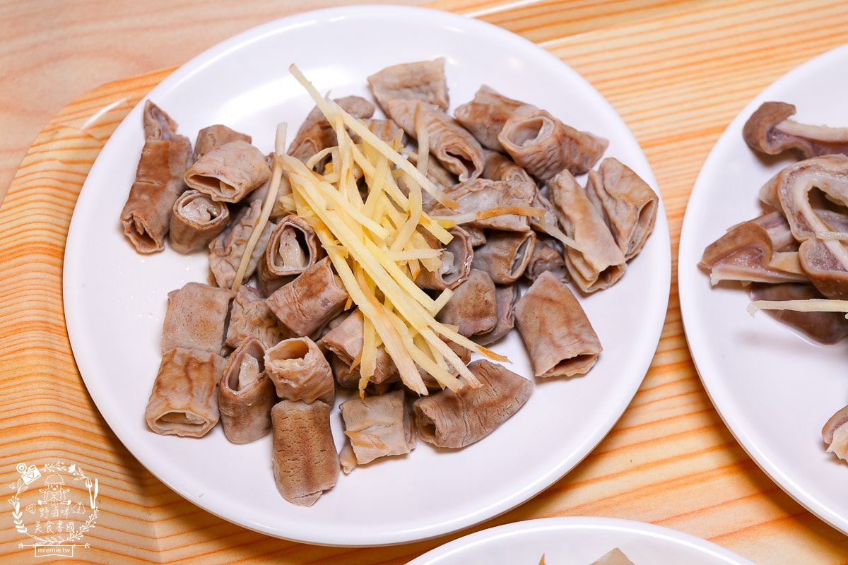 [屏東美食] 豬豬呷 DiDiJah 屏東豬雜專賣店｜屏東西市場的最美豬雜店！台畜職人精神，重新定義「黑白切」的乾淨與美味