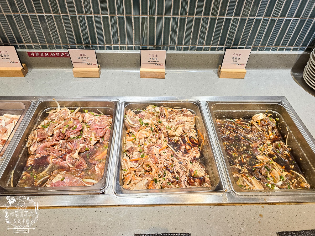 高雄夢時代美食推薦》高麗園銅盤烤肉吃到飽！498元起爽吃6種肉品與道地韓式小菜！銅板價加點12道精緻韓食