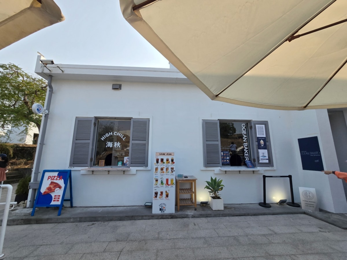 高雄最強可頌 OCEAN BAKERY 進駐旗津燈塔！無敵夕陽海景、限定可頌霜淇淋全攻略