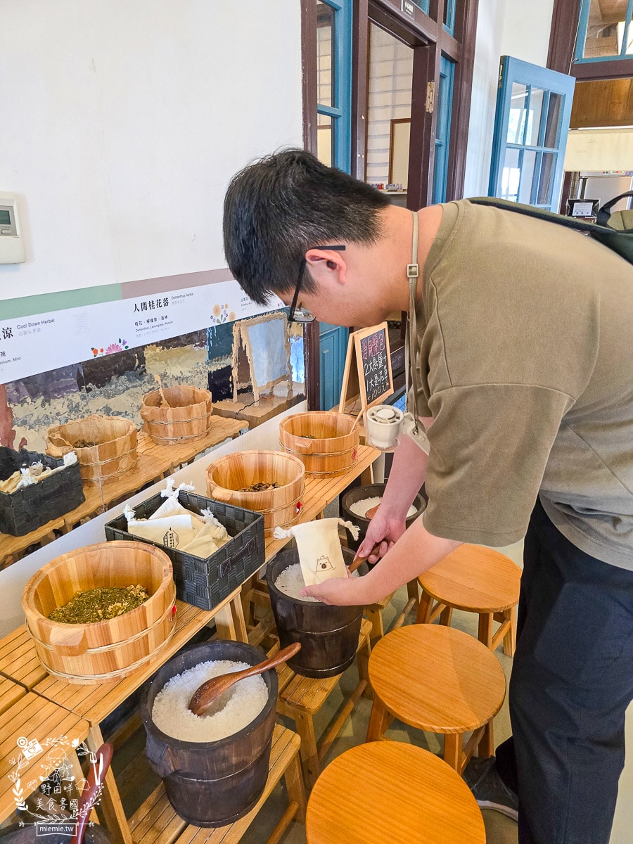 【台南免費景點】安平出張所（夕遊出張所）全攻略：超療癒水豚互動、366色生日鹽、百年日式老宅散策！