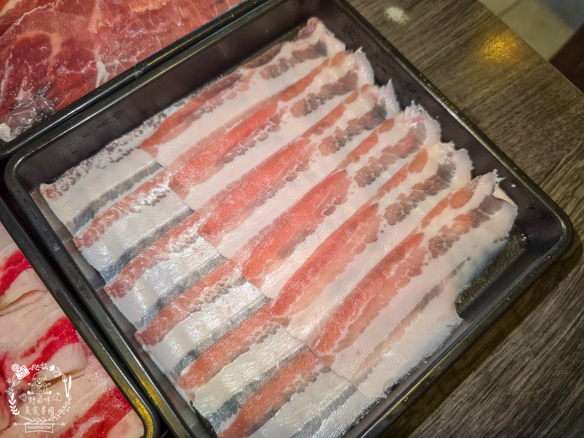 【高雄壽喜燒吃到飽】隱藏版巷弄神店「花葵壽喜」！高CP值日式家常料理無限續，假日不訂位吃不到，老饕私藏的溫馨居酒屋風鍋物