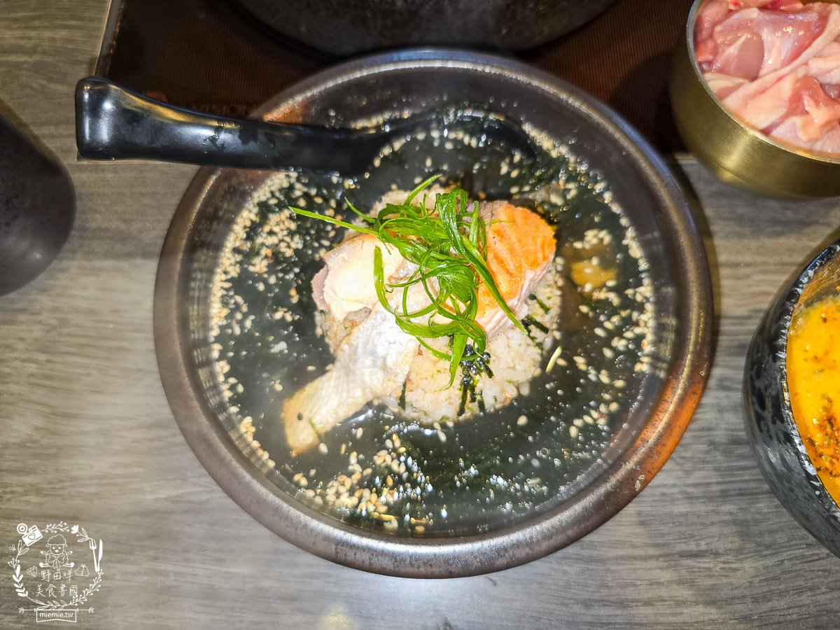 【高雄壽喜燒吃到飽】隱藏版巷弄神店「花葵壽喜」！高CP值日式家常料理無限續，假日不訂位吃不到，老饕私藏的溫馨居酒屋風鍋物