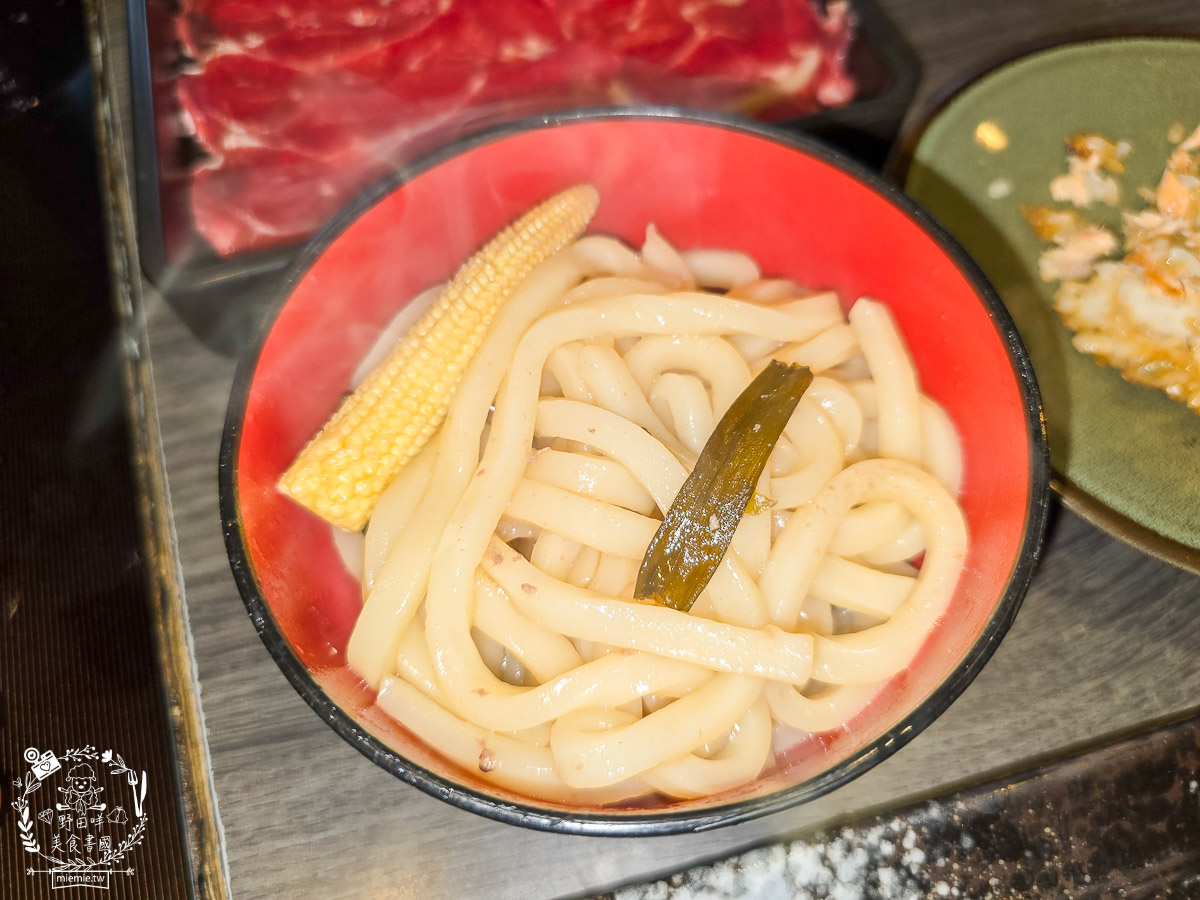 【高雄壽喜燒吃到飽】隱藏版巷弄神店「花葵壽喜」！高CP值日式家常料理無限續，假日不訂位吃不到，老饕私藏的溫馨居酒屋風鍋物