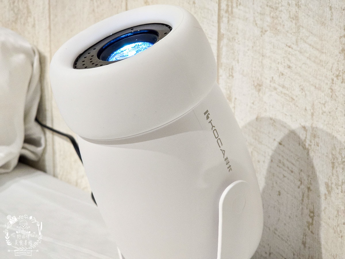 【開箱】KOCA Joy Lite 1 投影機｜租屋族的移動電影院！外出小旅行的追劇神器，讓平價住宿也能有五星級大螢幕享受