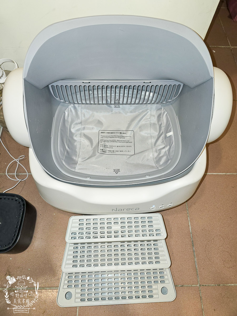 【防夾自動貓砂機推薦】Nareca娜芮家喵淨界智慧貓砂機 PureBot S10 評價開箱|5重安全防夾、全景開放設計,多貓家庭必備的APP智慧健康監控、喵淨界貓砂機評價/開放式自動貓砂盆推薦 - 第14張圖 【防夾自動貓砂機推薦】Nareca娜芮家喵淨界智慧貓砂機 PureBot S10 評價開箱|5重安全防夾、全景開放設計,多貓家庭必備的APP智慧健康監控、喵淨界貓砂機評價/開放式自動貓砂盆推薦