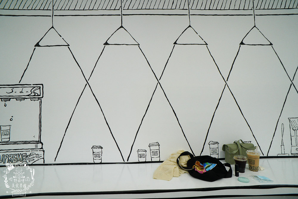 高雄咖啡廳[2D咖啡廳]新網美集散地!2D保時捷超好拍!拍到整個失心瘋!