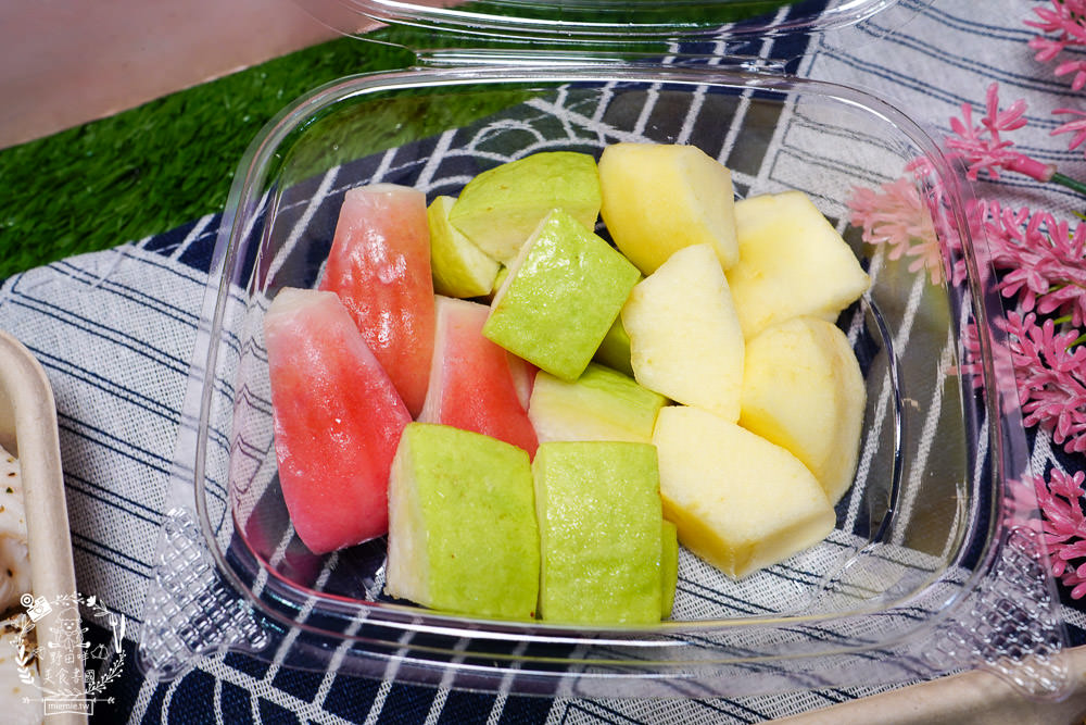 高雄隱藏版[543蔬果餐廚]每天選用新鮮蔬果的健康餐盒!香嫩牛排跟舒肥雞胸彈嫩激推!