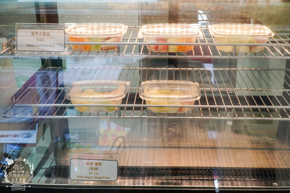 高雄隱藏版[543蔬果餐廚]每天選用新鮮蔬果的健康餐盒!香嫩牛排跟舒肥雞胸彈嫩激推!