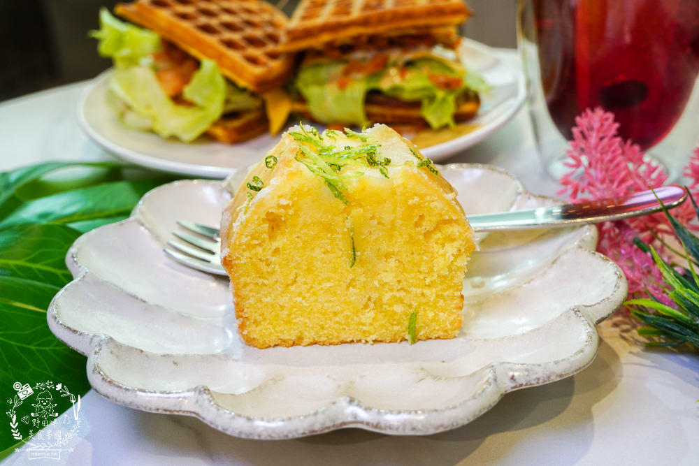 高雄咖啡廳[91°N Lounge]左營高鐵欣賞夕陽晚霞的景觀咖啡廳!提供舒適的商務包廂