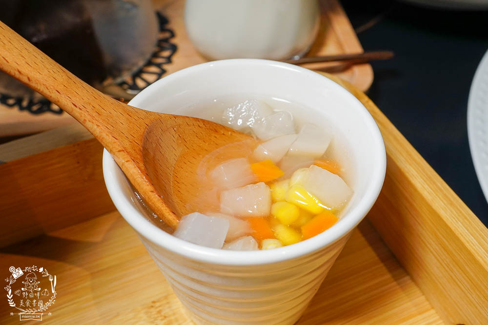 高雄寶德旺BDW Tea&Coffee隱藏許多全球唯一藝術作品的咖啡廳!高貴不貴的精緻料理下午茶甜點! - 第68張圖 高雄寶德旺BDW Tea&Coffee隱藏許多全球唯一藝術作品的咖啡廳!高貴不貴的精緻料理下午茶甜點!