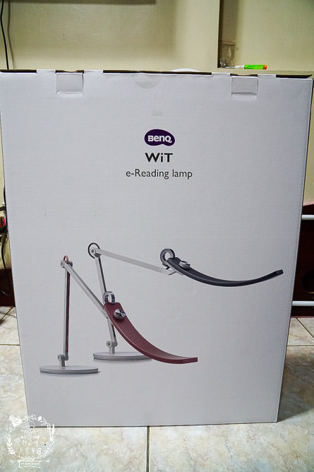 檯燈推薦[開箱]BenQ WiT 螢幕閱讀檯燈 智能調光升級版!內建光感應器可偵測環境亮度!最懂你的照明專家