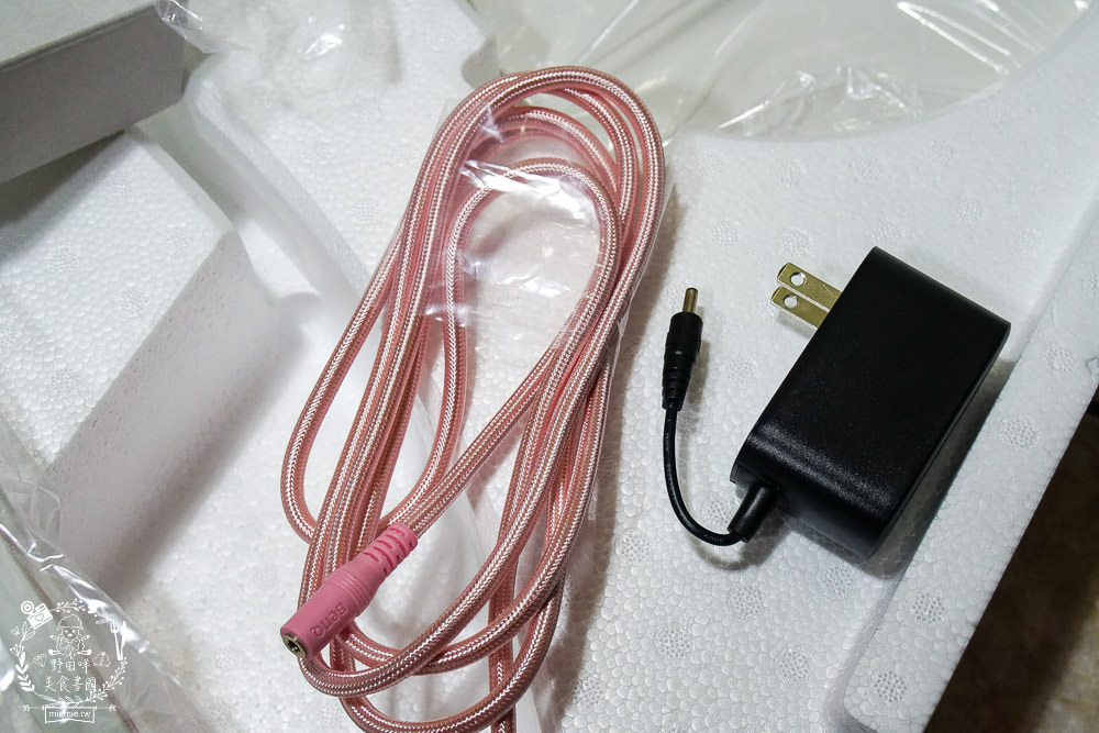 檯燈推薦[開箱]BenQ WiT 螢幕閱讀檯燈 智能調光升級版!內建光感應器可偵測環境亮度!最懂你的照明專家