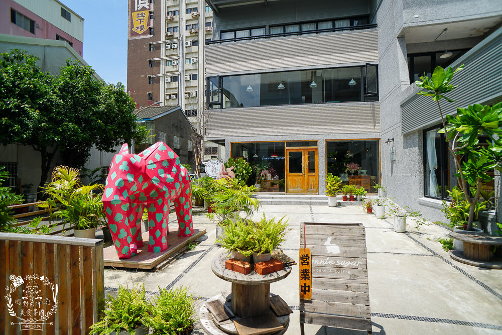 高雄甜點[Bonnie sugar新崛江店]絕美下午茶餐廳x浪漫乾燥花繽紛絢麗