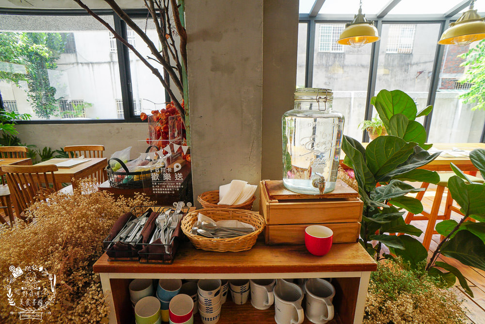 高雄甜點[Bonnie sugar新崛江店]絕美下午茶餐廳x浪漫乾燥花繽紛絢麗